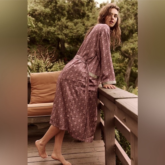 Free People Oasis House Robe - Picture 2 of 10